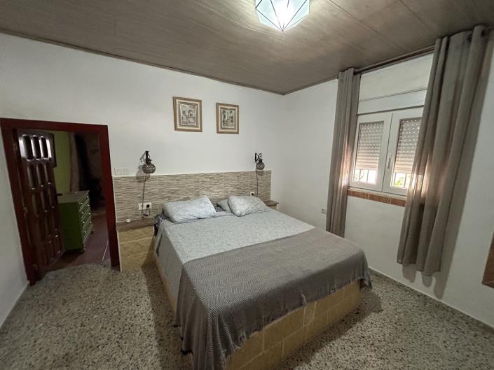 Image No.27-7 Bed Cortijo for sale