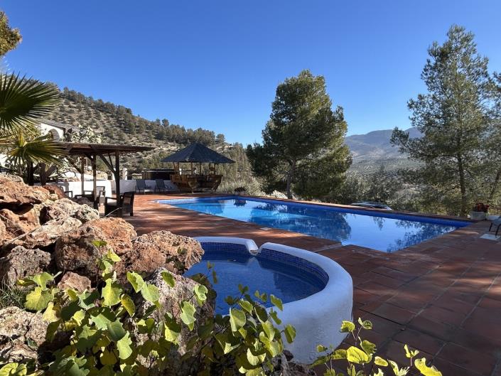 Image No.6-14 Bed Cortijo for sale