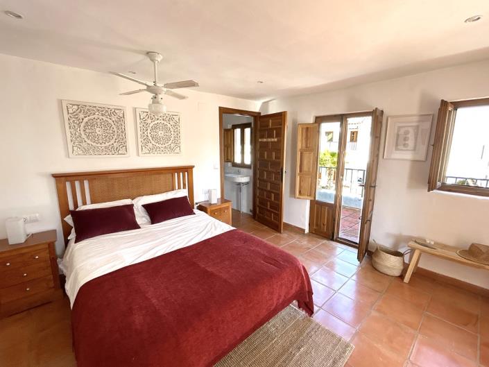 Image No.34-14 Bed Cortijo for sale