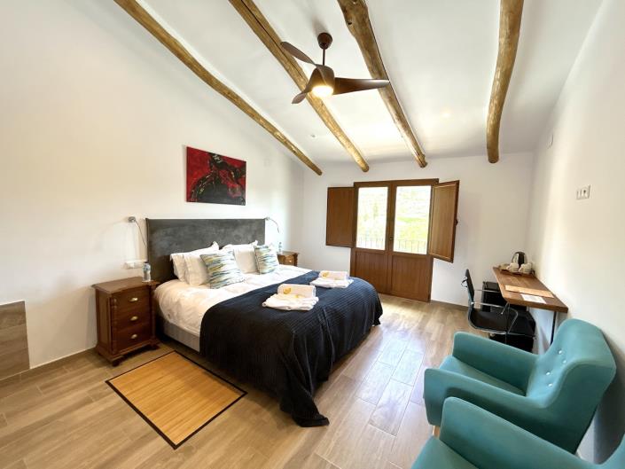 Image No.29-15 Bed Commercial for sale