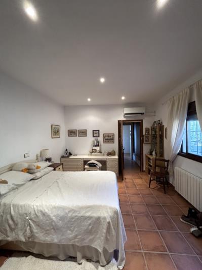 Image No.28-3 Bed Cortijo for sale