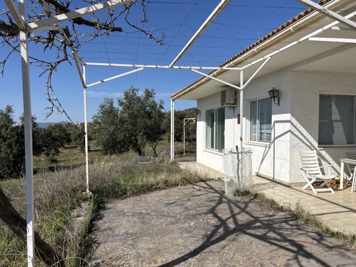 Image No.14-2 Bed Cortijo for sale
