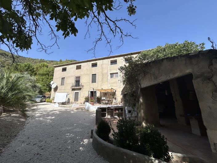 Image No.18-9 Bed Country Property for sale