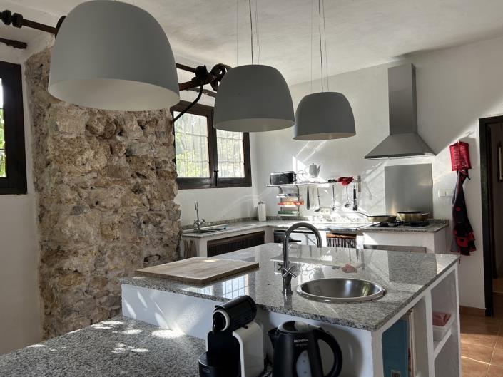 Image No.25-9 Bed Country Property for sale