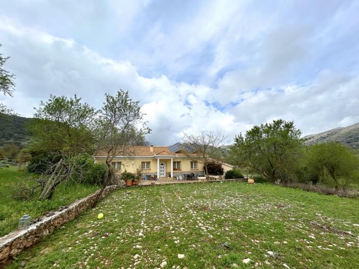 Image No.3-4 Bed Cortijo for sale