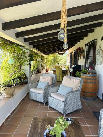 Image No.9-2 Bed Country House for sale