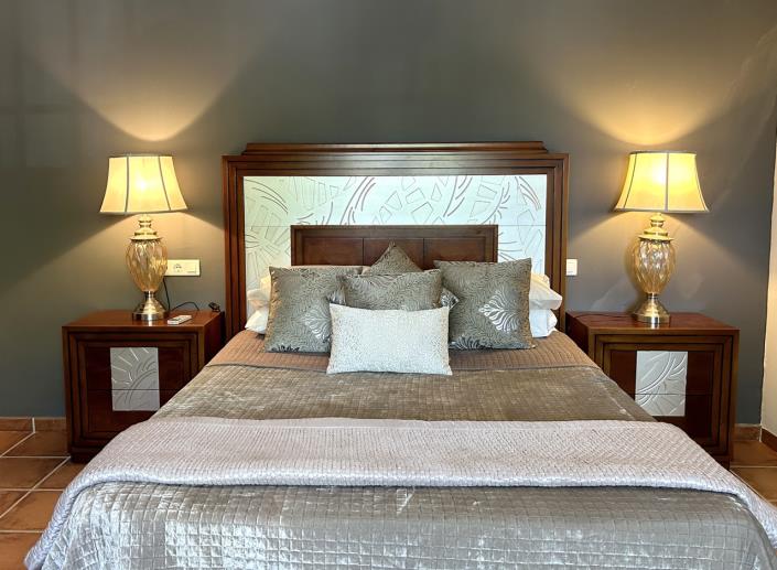 Image No.32-2 Bed Country House for sale