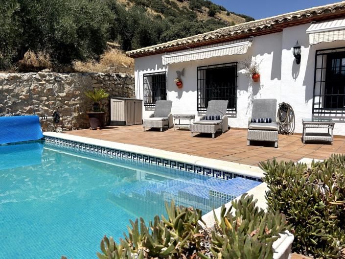 Image No.36-2 Bed Country House for sale