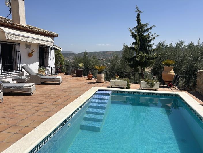 Image No.39-2 Bed Country House for sale