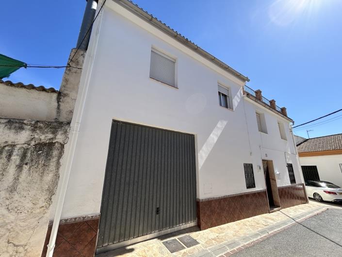 Image No.12-7 Bed Village House for sale