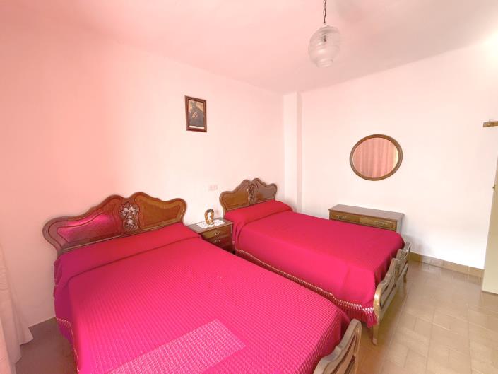 Image No.21-Maison de village de 4 chambres à vendre à Colomera