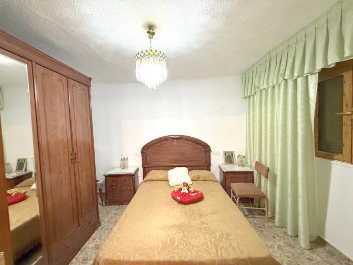 Image No.32-Maison de village de 4 chambres à vendre à Colomera