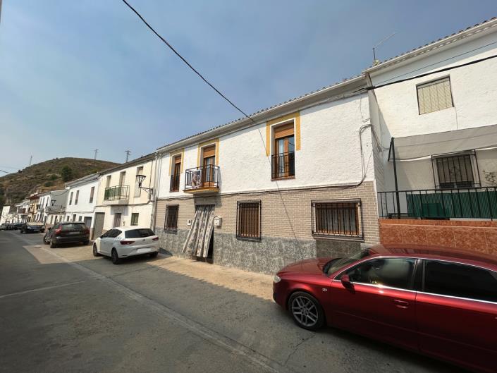 Image No.35-Maison de village de 4 chambres à vendre à Colomera