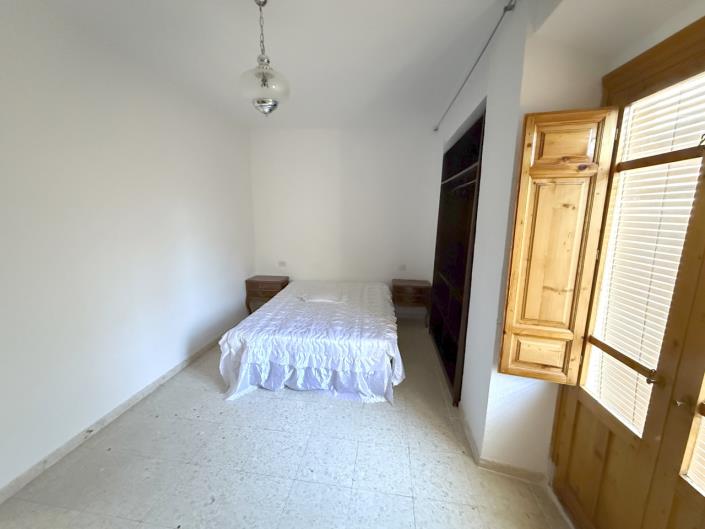 Image No.20-3 Bed Village House for sale