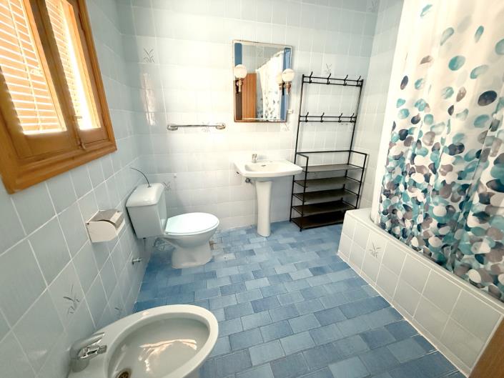 Image No.25-3 Bed Village House for sale