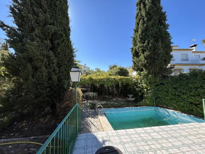 Image No.13-3 Bed Villa / Detached for sale