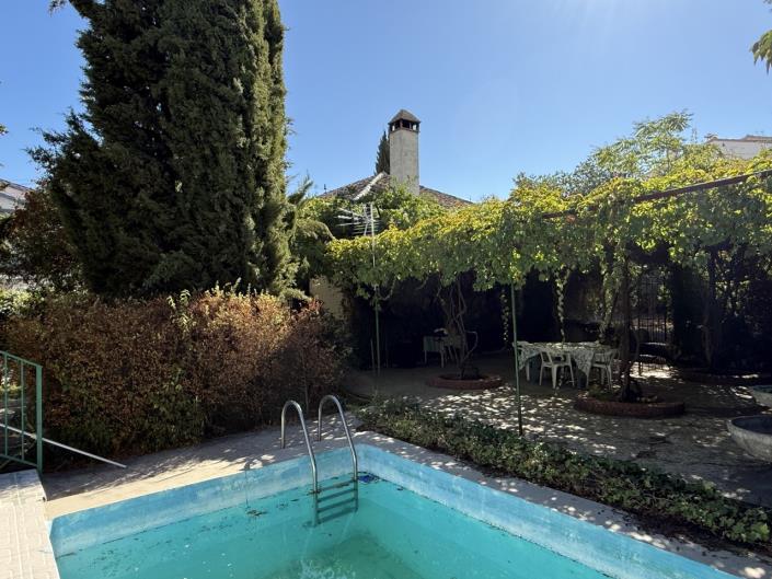 Image No.37-3 Bed Villa / Detached for sale