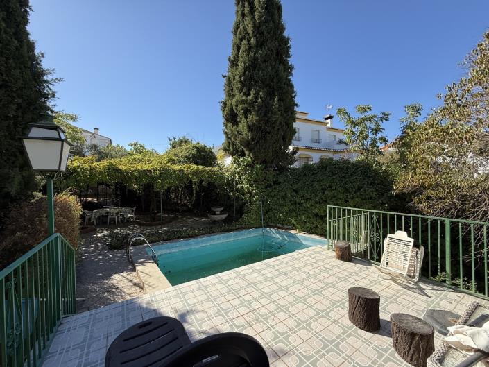 Image No.41-3 Bed Villa / Detached for sale