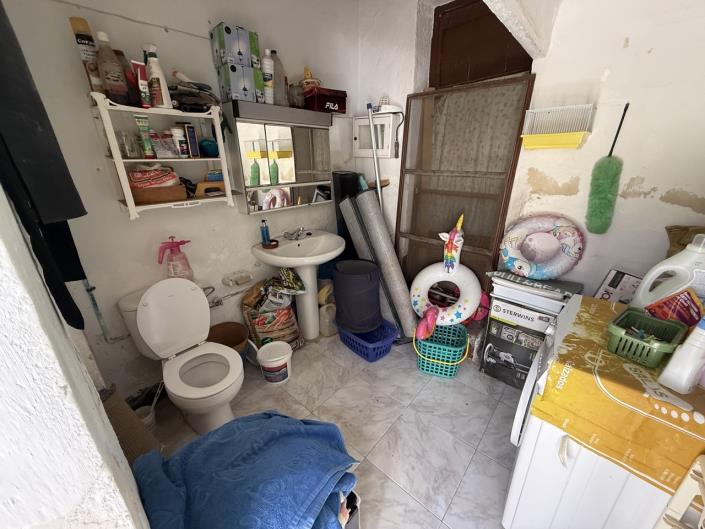 Image No.47-3 Bed Villa / Detached for sale