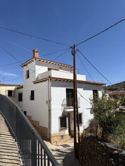 Image No.22-4 Bed Village House for sale