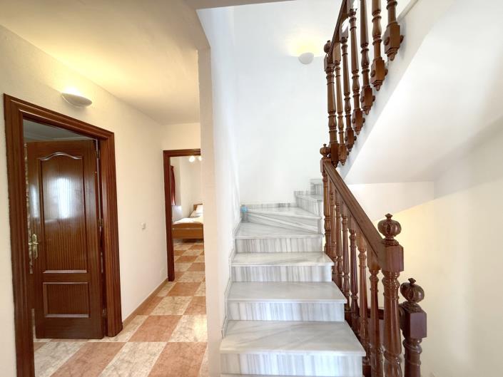 Image No.23-4 Bed Village House for sale