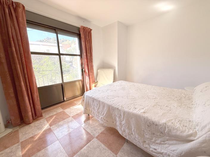 Image No.5-4 Bed Village House for sale