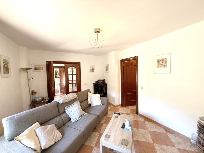 Image No.39-4 Bed Village House for sale