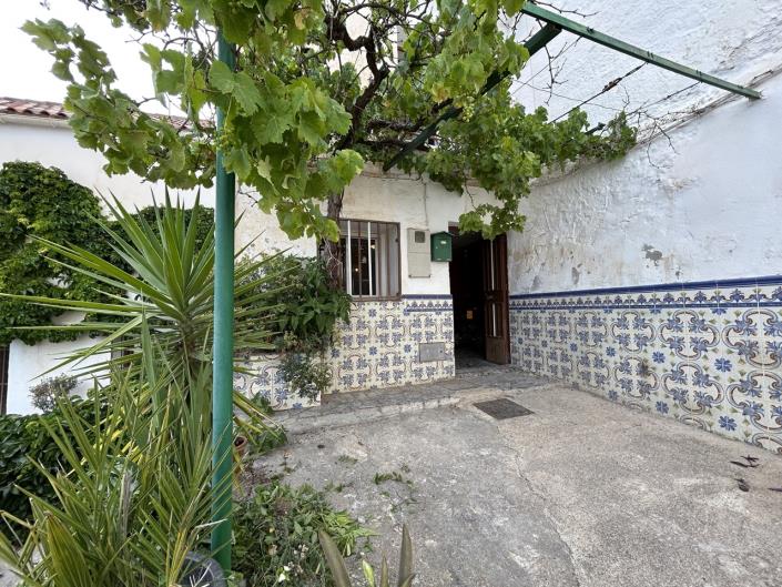 Image No.7-3 Bed Village House for sale