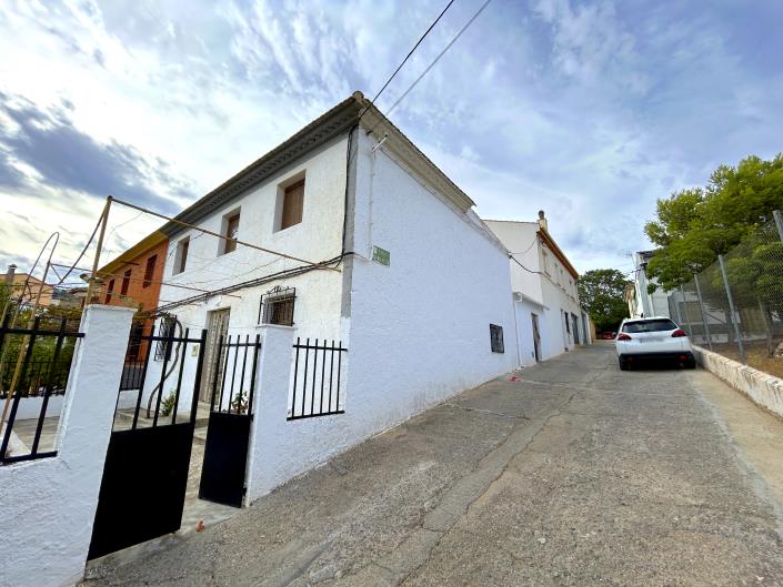 Image No.1-Maison de village de 4 chambres à vendre à Grenade