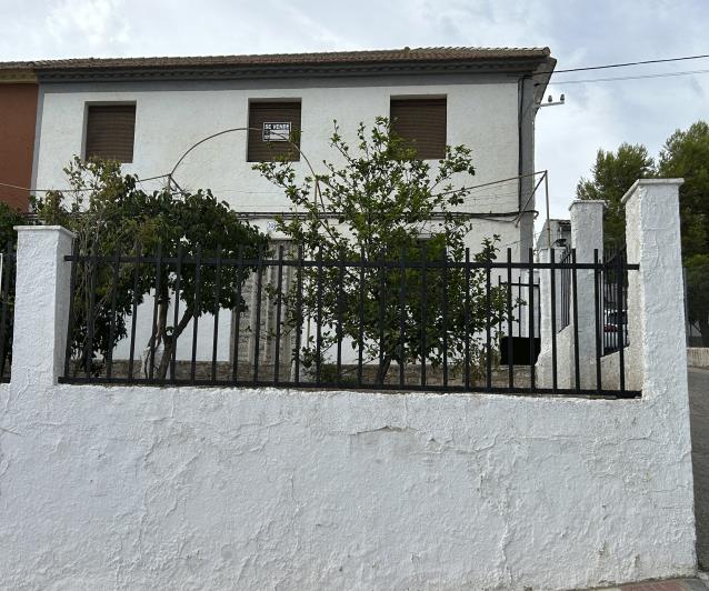 Image No.3-Maison de village de 4 chambres à vendre à Grenade