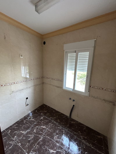 Image No.23-Maison de village de 4 chambres à vendre à Grenade