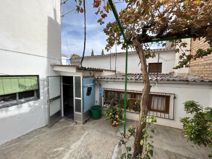 Image No.30-Maison de village de 4 chambres à vendre à Grenade