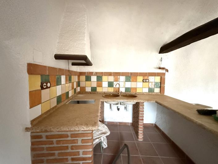 Image No.17-4 Bed Village House for sale