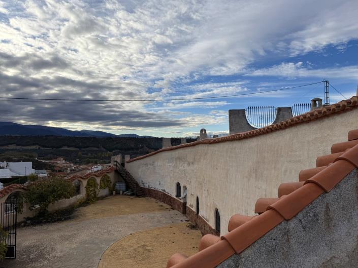 Image No.33-4 Bed Village House for sale