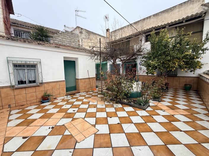 Image No.14-3 Bed Village House for sale