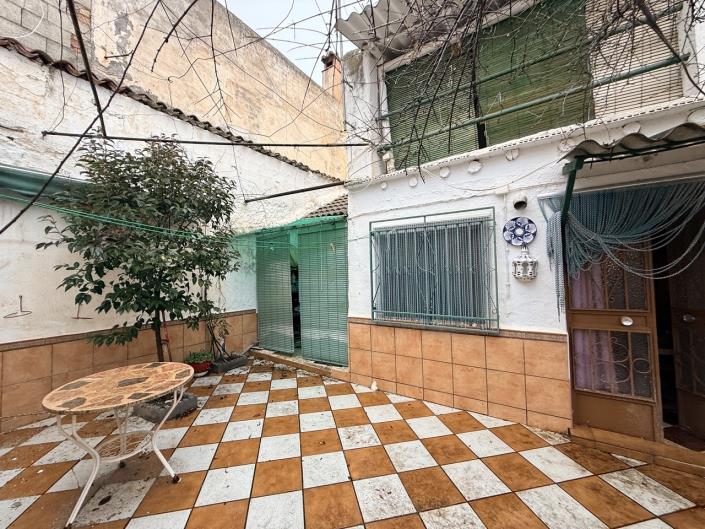 Image No.18-3 Bed Village House for sale