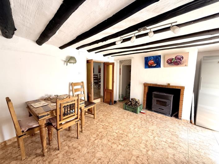 Image No.36-8 Bed Townhouse for sale