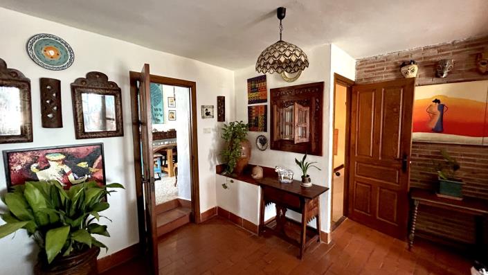 Image No.4-3 Bed Townhouse for sale