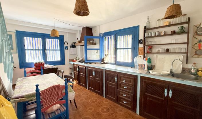 Image No.15-3 Bed Townhouse for sale