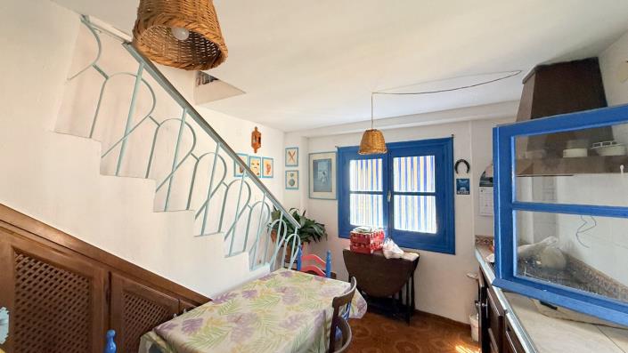 Image No.17-3 Bed Townhouse for sale