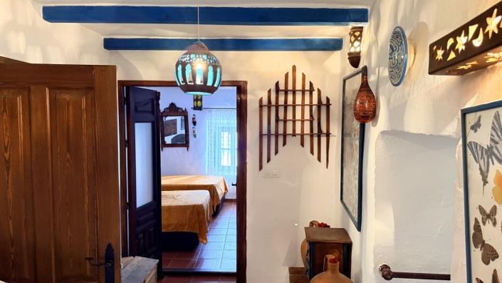 Image No.27-3 Bed Townhouse for sale