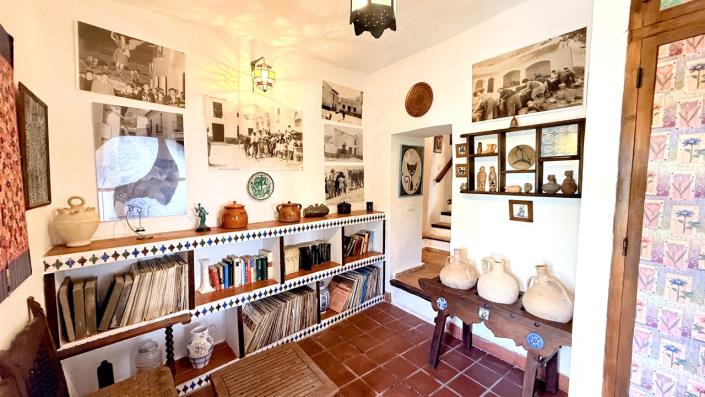 Image No.30-3 Bed Townhouse for sale