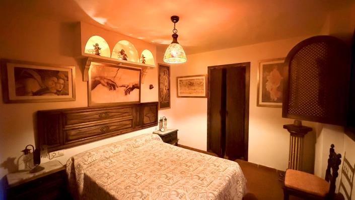 Image No.36-3 Bed Townhouse for sale