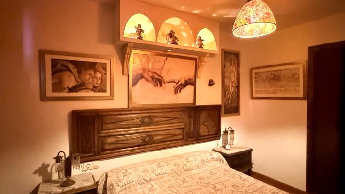 Image No.37-3 Bed Townhouse for sale