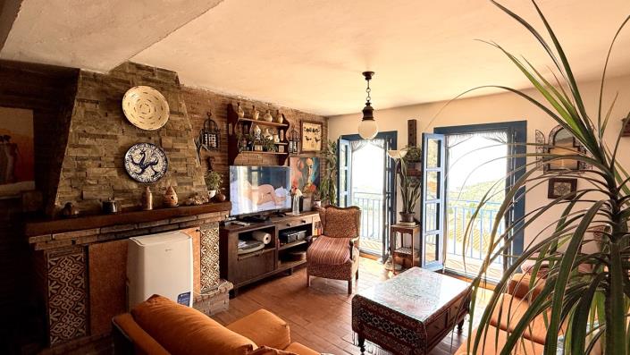 Image No.39-3 Bed Townhouse for sale