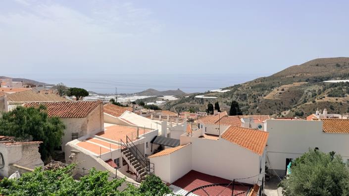 Image No.42-3 Bed Townhouse for sale