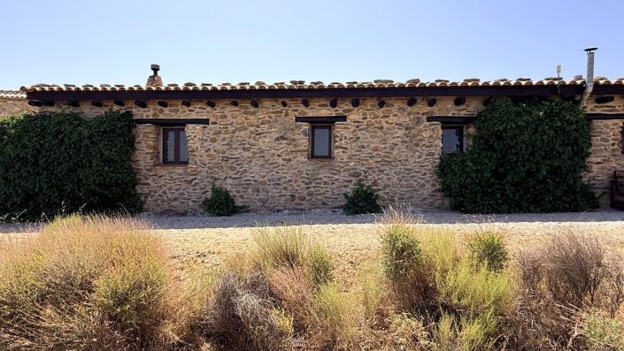 Image No.33-3 Bed Country Property for sale