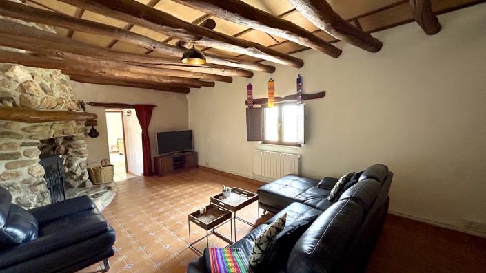 Image No.42-3 Bed Country Property for sale