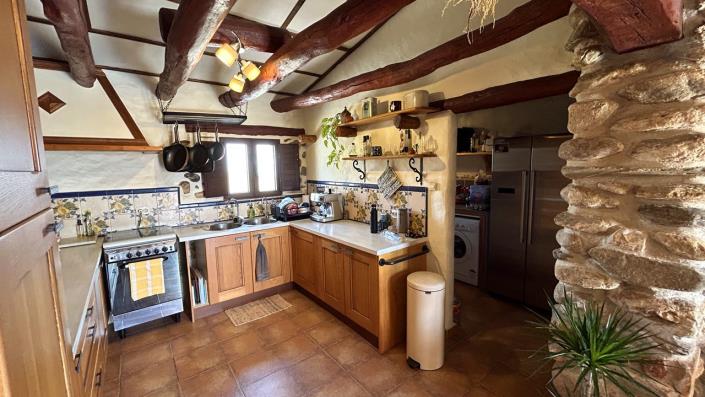 Image No.46-3 Bed Country Property for sale