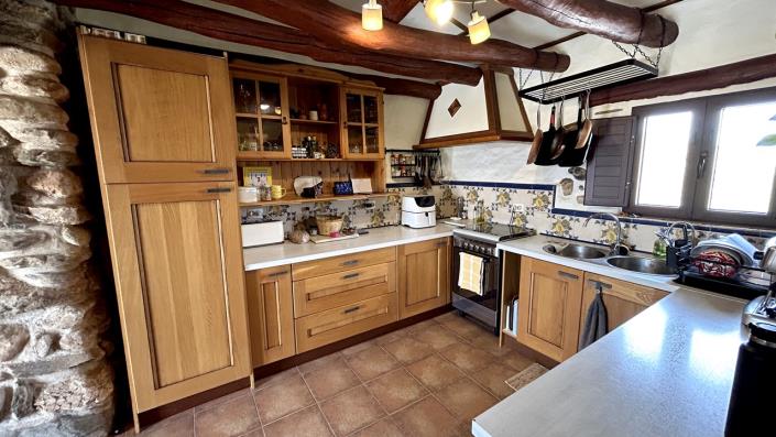Image No.47-3 Bed Country Property for sale